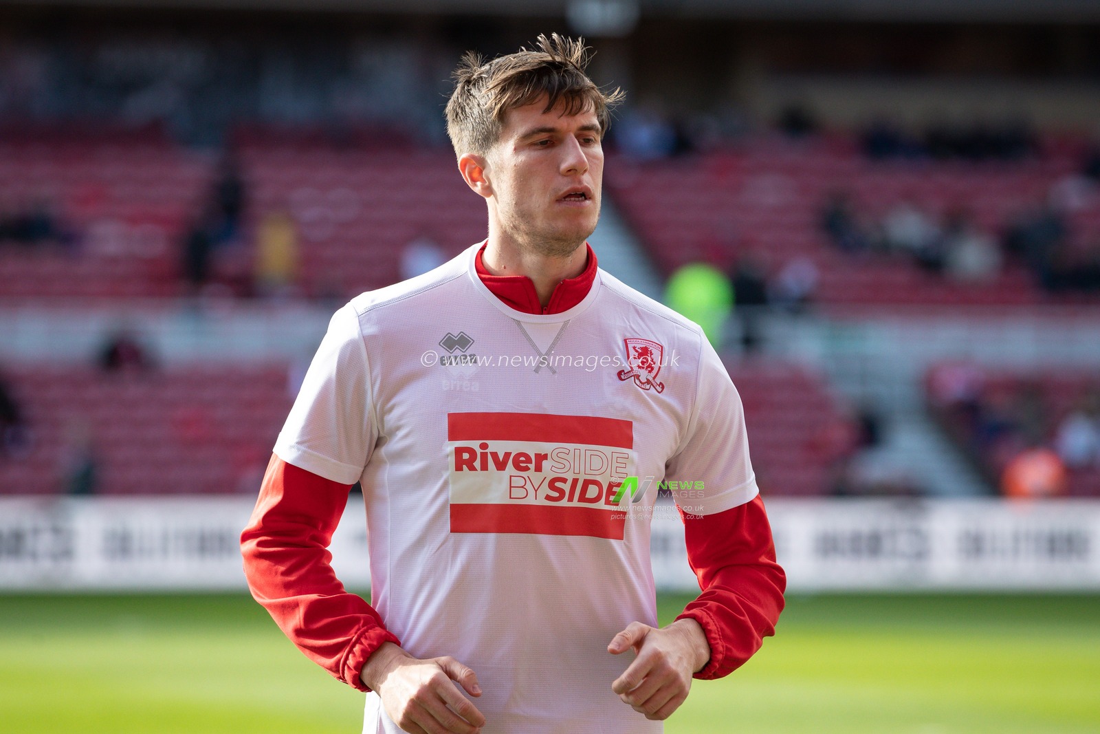 Paddy McNair #17 of Middlesbrough during the pre match warm up ahead of the Sky Bet Championship match Middlesbrough vs Blackburn Rovers at Riverside Stadium, Middlesbrough, United Kingdom, 15th October 2022

(Photo by James Heaton/News Images)