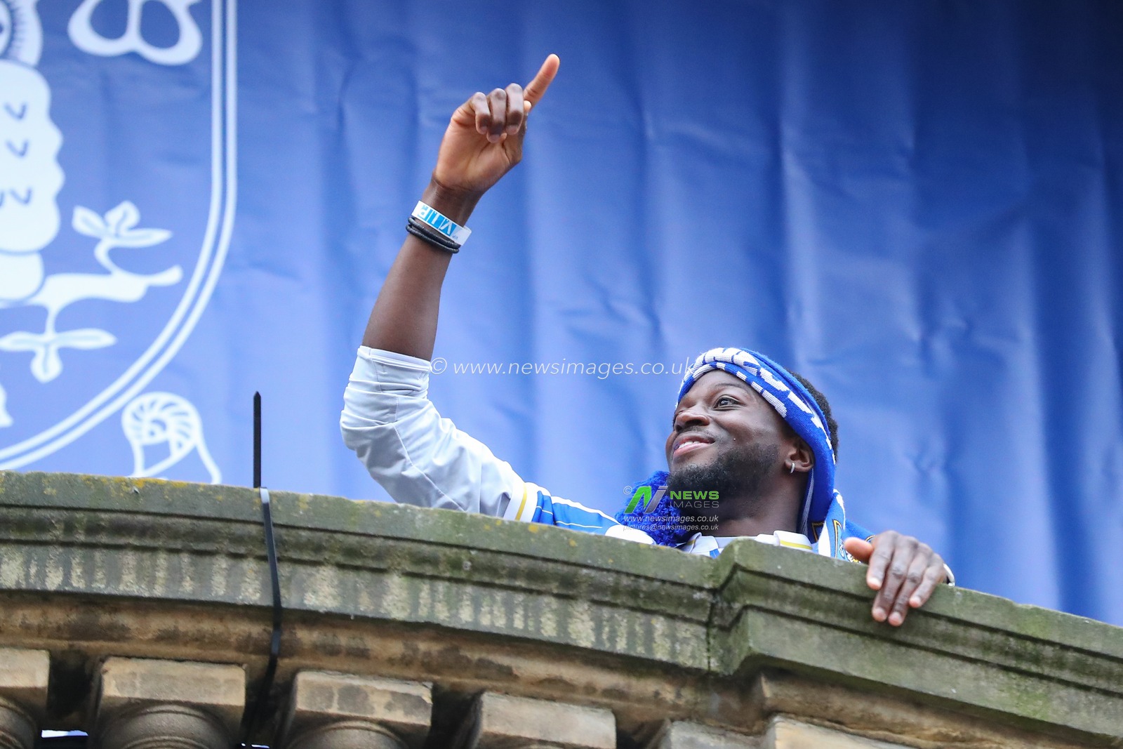 Dominic Iorfa #6 of Sheffield Wednesday interacts with the fans as Sheffield Wednesday celebrate promotion in the City at Sheffield City Centre, Sheffield, United Kingdom, 31st May 2023

(Photo by Gareth Evans/News Images)
