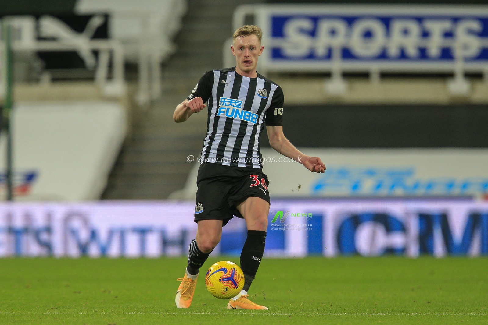 Sean Longstaff #36 of Newcastle United in possession of the ball