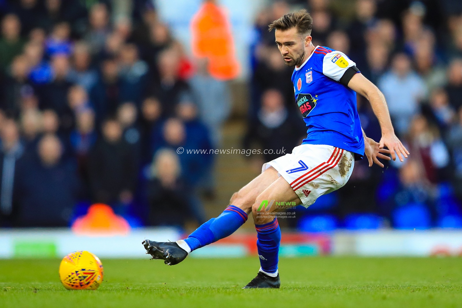 3rd November 2018, Portman Road, Ipswich, England; Sky Bet Championship Preston North End  ; Gwion Edwards (07) of Ipswich plays the ball.

Credit: Georgie Kerr/News Images,

English Football League images are subject to DataCo Licence
