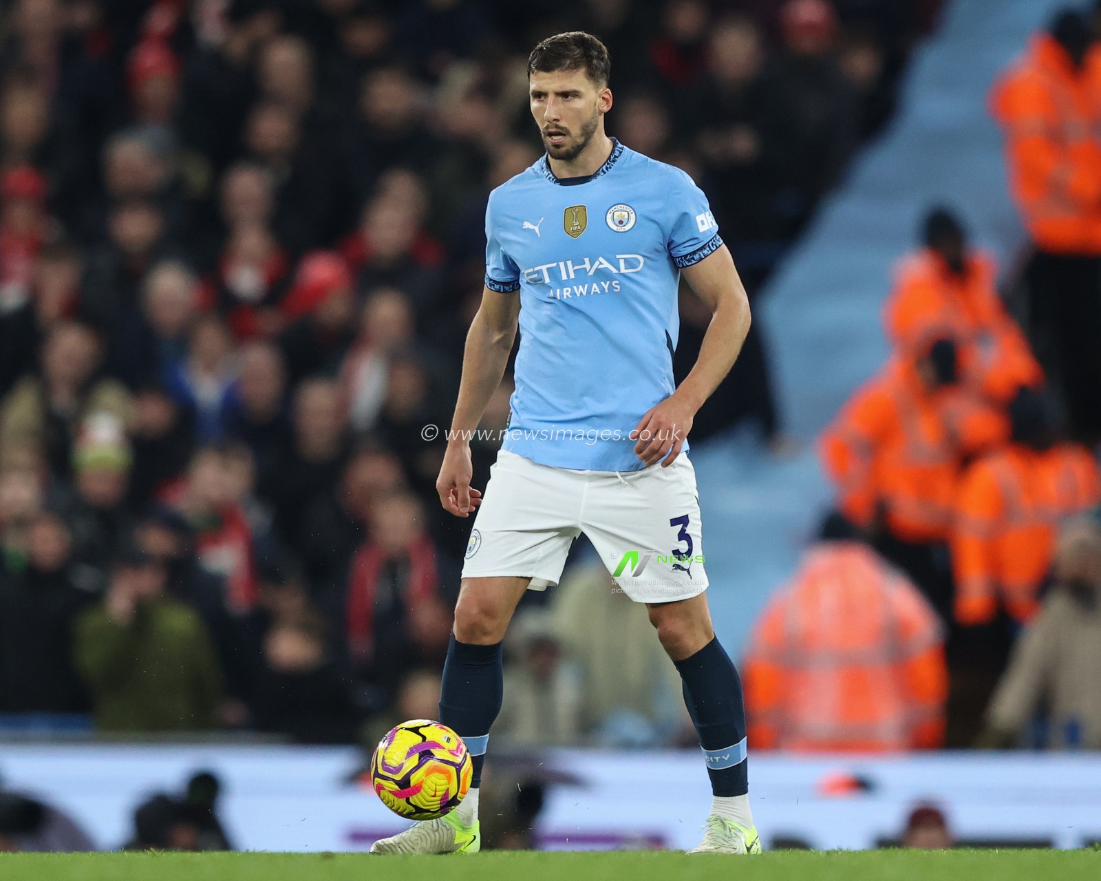 RÃºben Dias of Manchester City during the Premier League match Manchester City vs Nottingham Forest at Etihad Stadium, Manchester, United Kingdom, 4th December 2024

(Photo by Alfie Cosgrove/News Images)