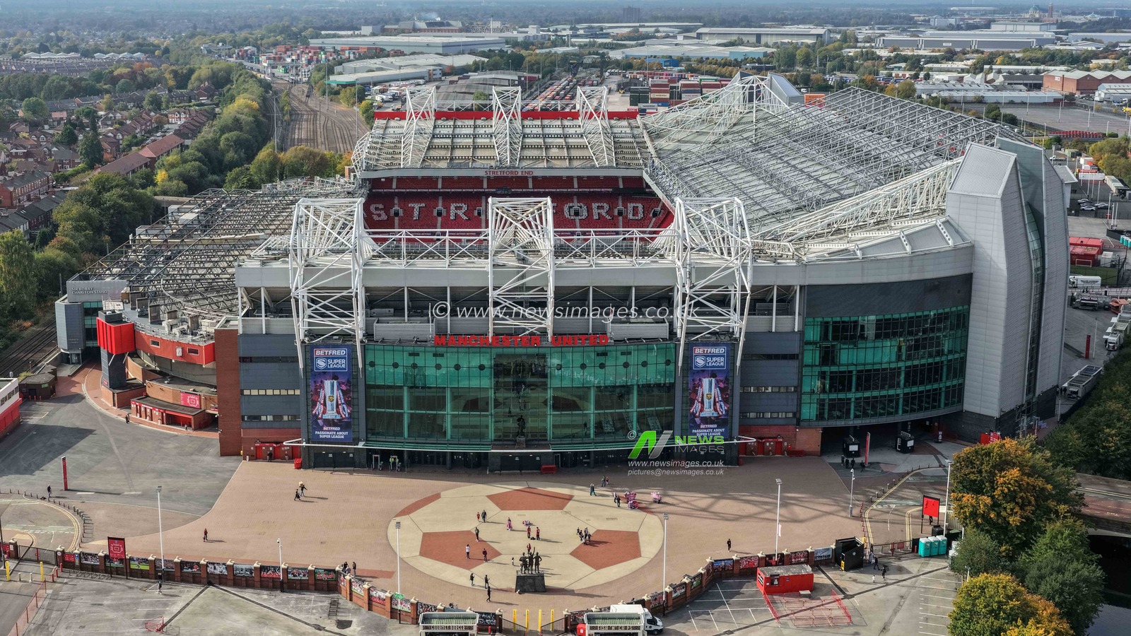 An aerial general view of Old Trafford during the 2025 Betfred Super League Grand Final Hull KR v Wigan Warriors at Old Trafford, Manchester, United Kingdom, 11th October 2025

(Photo by Mark Cosgrove/News Images)
