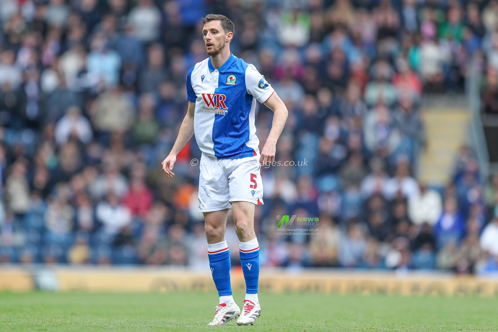 Dominic Hyam of Blackburn Rovers during the Sky Bet Championship match Blackburn Rovers vs Watford at Ewood Park, Blackburn, United Kingdom, 26th April 2025

(Photo by Jorge Horsted/News Images)