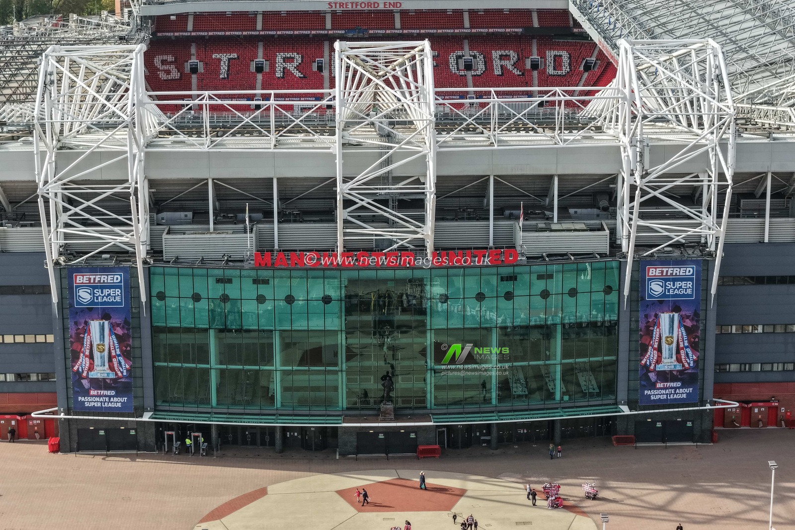 An aerial general view of Old Trafford during the 2025 Betfred Super League Grand Final Hull KR v Wigan Warriors at Old Trafford, Manchester, United Kingdom, 11th October 2025

(Photo by Mark Cosgrove/News Images)