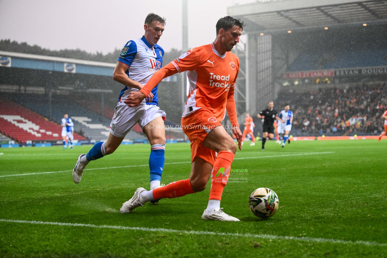 Jake Beesley of Blackpool  in action during the Carabao Cup match Blackburn Rovers vs Blackpool at Ewood Park, Blackburn, United Kingdom, 27th August 2024

(Photo by Craig Thomas/News Images)