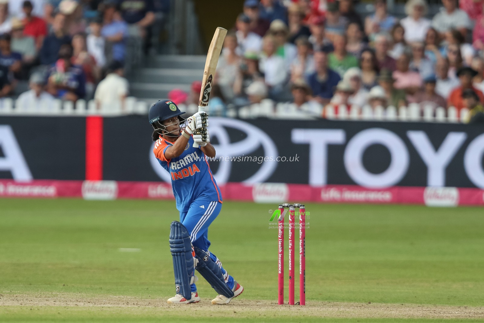 Amanjot Kaur of India in action during the 2nd Vitality IT20 England Women vs India Women at Seat Unique Stadium, Bristol, United Kingdom, 1st July 2025

(Photo by Izzy Poles/News Images)