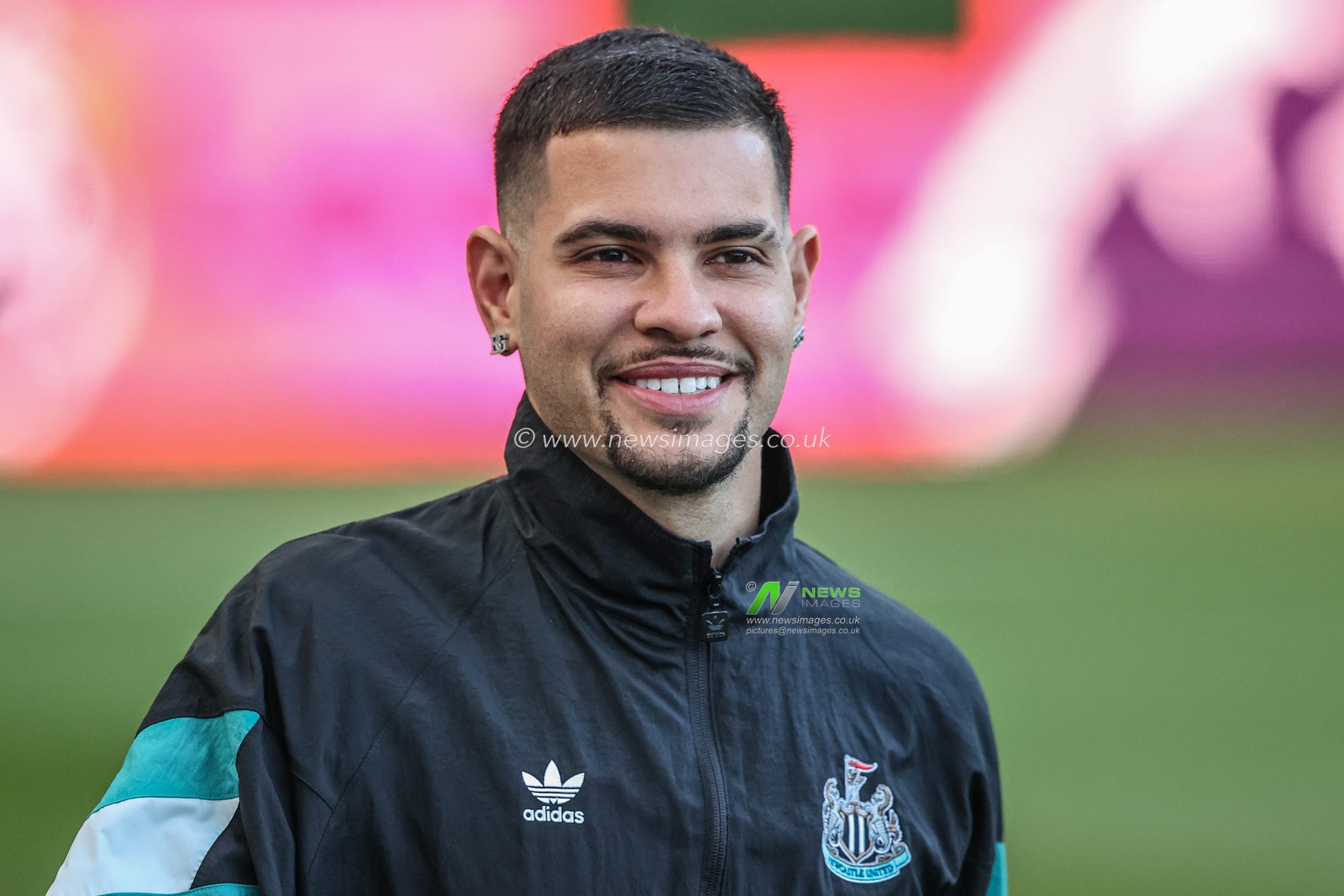 Bruno GuimarÃ£es of Newcastle United arrives during the Premier League match Newcastle United vs Brentford at St. James's Park, Newcastle, United Kingdom, 2nd April 2025

(Photo by Alfie Cosgrove/News Images)