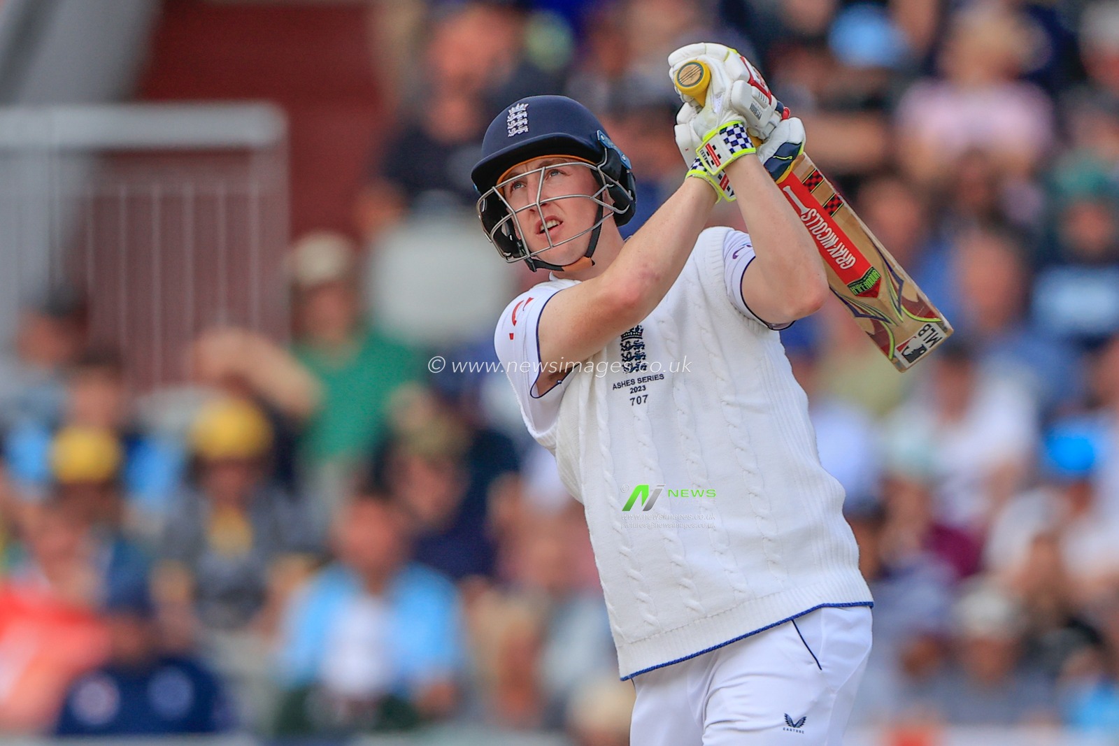 Harry Brook of England hits to the boundary during the LV= Insurance Ashes Fourth Test Series Day Three Test Series match England vs Australia at Old Trafford, Manchester, United Kingdom, 21st July 2023

(Photo by Conor Molloy/News Images)