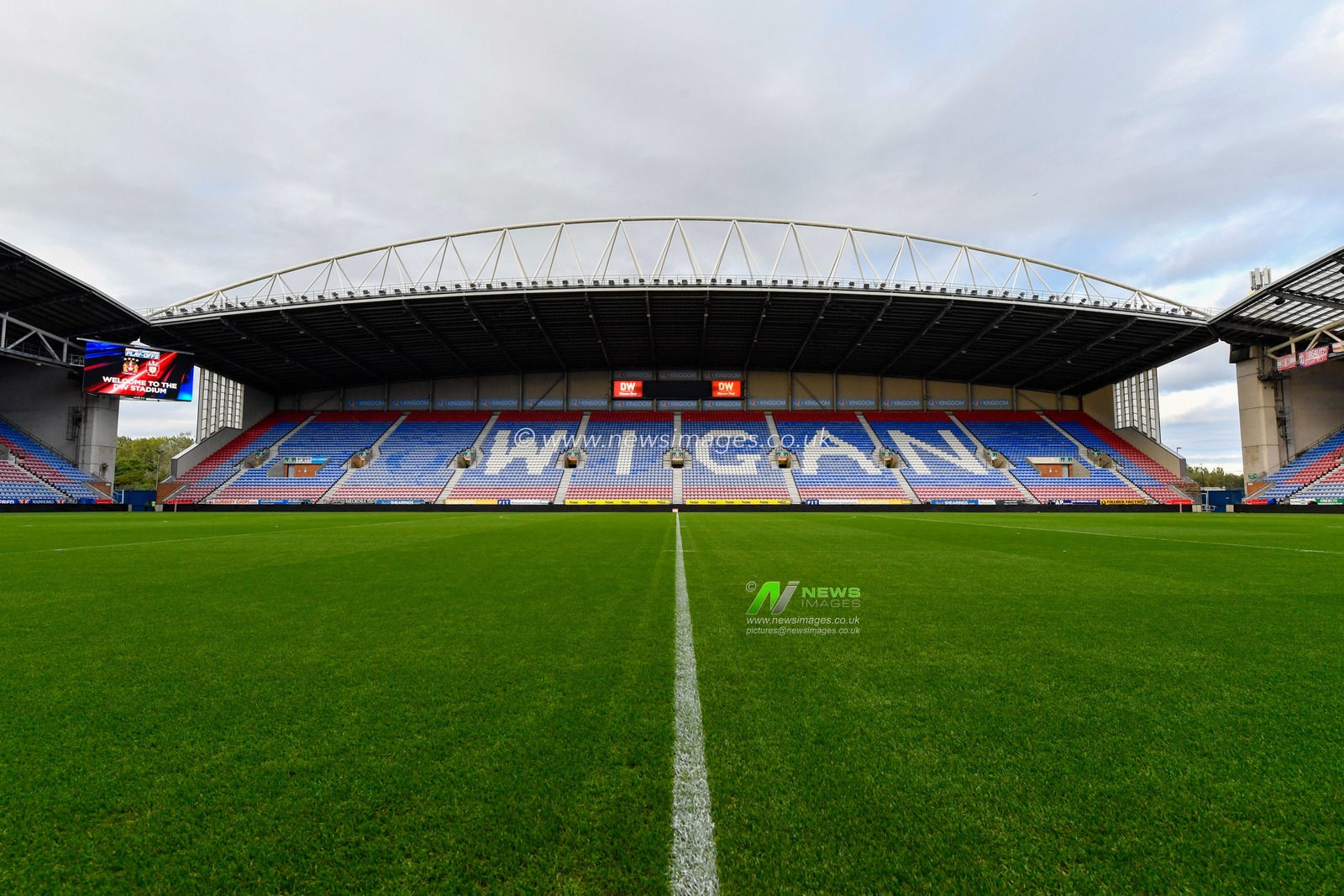 4th October 2019, DW Stadium, Wigan, England; Betfred Super League Semi Final, Wigan Warriors v Salford Red Devils : A general view of the DW Stadium

Credit: Simon Whitehead/News Images