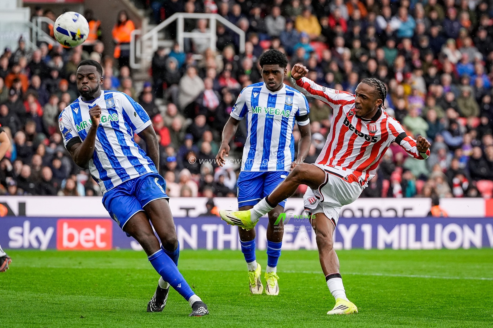 Eric Bocat of Stoke City shoots on goal  during the Sky Bet Championship match Stoke City vs Sheffield Wednesday at Bet365 Stadium, Stoke On Trent, United Kingdom on 03 April 2026

(Photo by Maynard Manyowa/News Images)