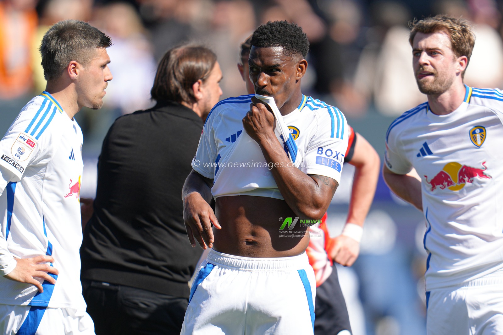JÃºnior Firpo of Leeds United after the Sky Bet Championship match Luton Town vs Leeds United at Kenilworth Road, Luton, United Kingdom, 5th April 2025

(Photo by Harvey Murphy/News Images)
