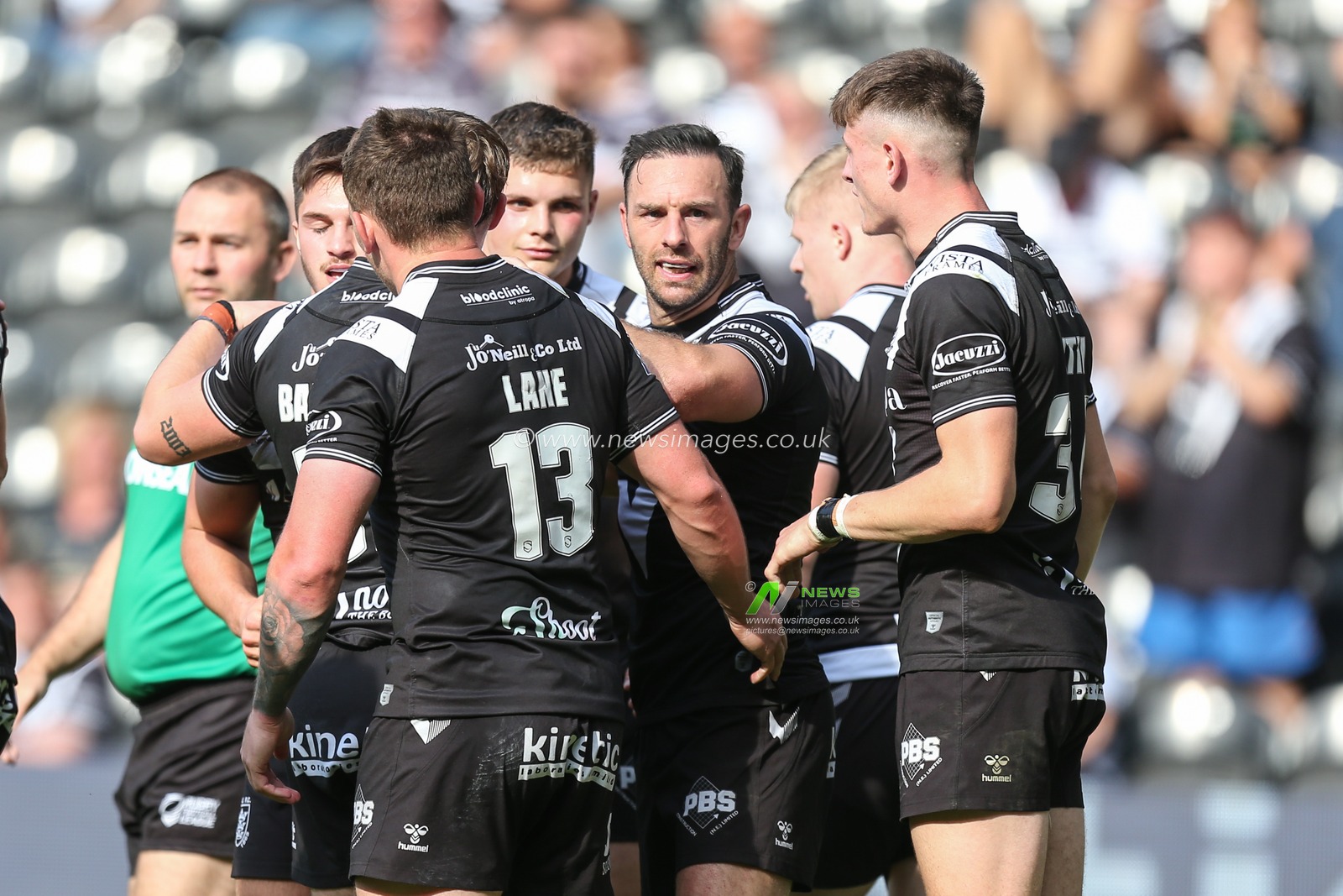 Jordan Lane #13 of Hull FC celebrates his try