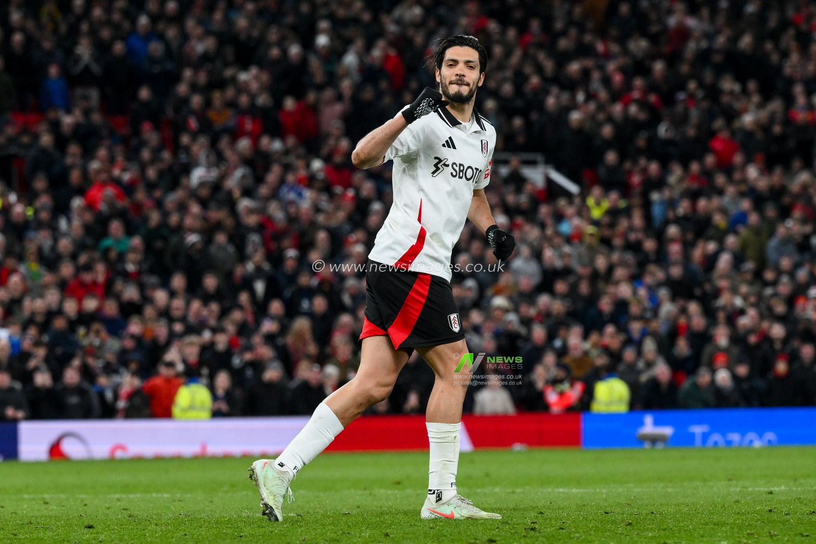 Raul Jimenez of Fulham celebrates after scoring the team's first penalty during the Emirates FA Cup 5th Round match Manchester United vs Fulham at Old Trafford, Manchester, United Kingdom, 2nd March 2025

(Photo by Craig Thomas/News Images)