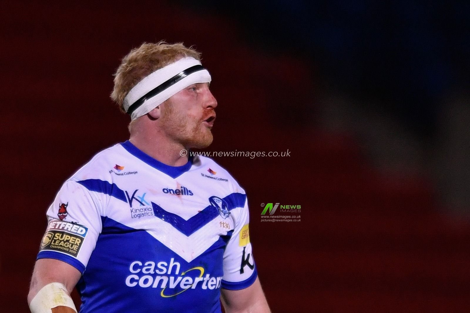 James Graham (32) of St Helens shouts instructions to his team mates during the game