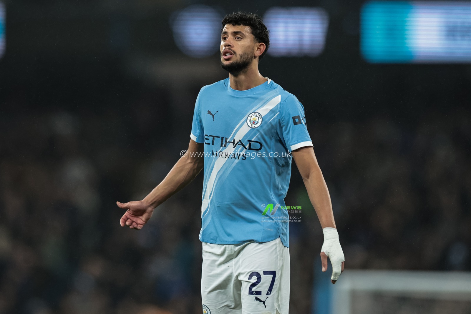 Matheus Nunes of Manchester City during the Premier League match Manchester City vs Sunderland at Etihad Stadium, Manchester, United Kingdom, 6th December 2025

(Photo by Mark Cosgrove/News Images)

*** GER AUT SUI OUT ***