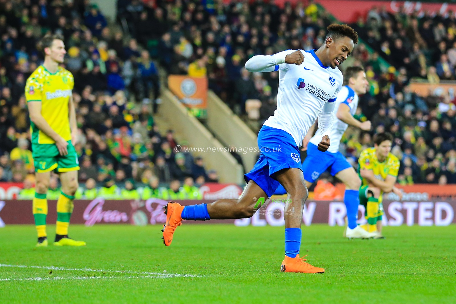 5th January 2019, Carrow Road, Norfolk, England; The Emirates FA Cup, 3rd Round, Norwich City vs Portsmouth ;  Jamal Lowe (10) of Portsmouth celebrates their winning goal.

Credit: Georgie Kerr/News Images

English Football League images are subject to DataCo Licence