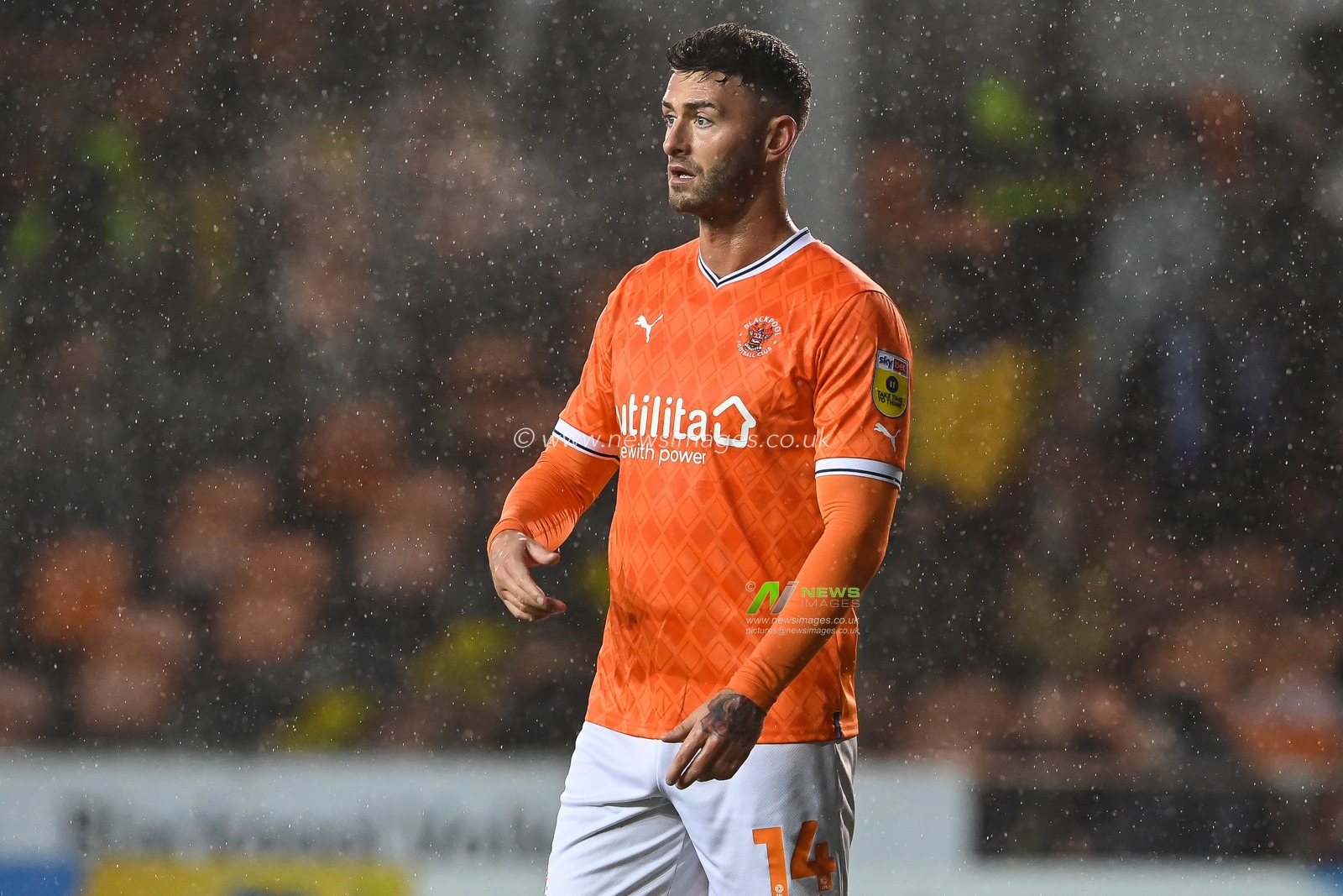 Gary Madine #14 of Blackpool during the Sky Bet Championship match Blackpool vs Birmingham City at Bloomfield Road, Blackpool, United Kingdom, 10th December 2022

(Photo by Craig Thomas/News Images)