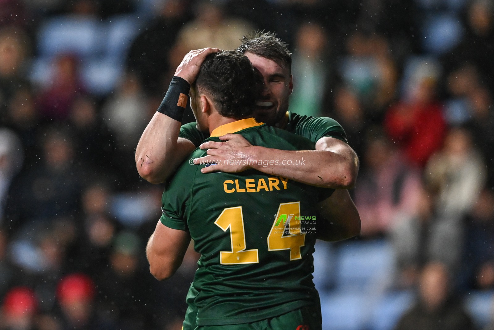 Angus Crichton of Australia celebrates his try with Nathan Cleary of Australia during the Rugby League World Cup 2021 match Australia vs Scotland at Coventry Building Society Arena, Coventry, United Kingdom, 21st October 2022

(Photo by Craig Thomas/News Images)