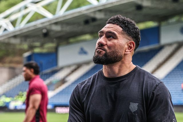 Kelepi Tanginoa of Warrington Wolves arrives during the Betfred Super League round 10 match Huddersfield Giants vs Warrington Wolves at Accu Stadium, Huddersfield, United Kingdom on 02 May 2026

(Photo by Alfie Cosgrove/News Images)