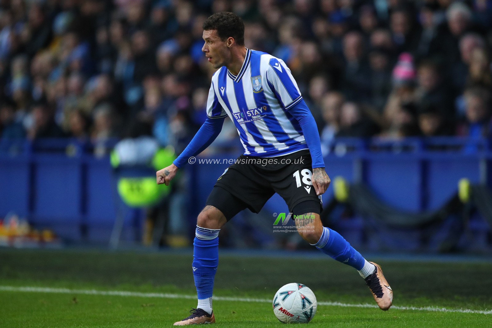 Marvin Johnson #18 of Sheffield Wednesday in action during the Emirates FA Cup  Round 2 match Sheffield Wednesday vs Mansfield Town at Hillsborough, Sheffield, United Kingdom, 26th November 2022

(Photo by Gareth Evans/News Images)