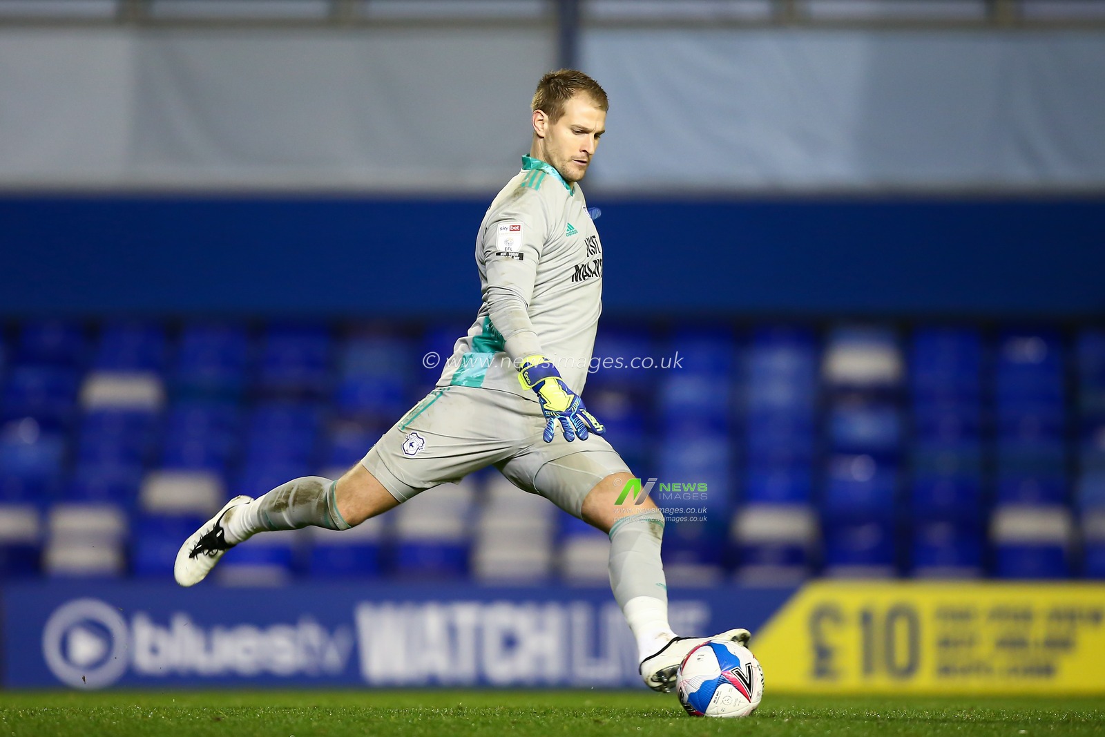Alex Smithies #12 of Cardiff City takes a goal kick