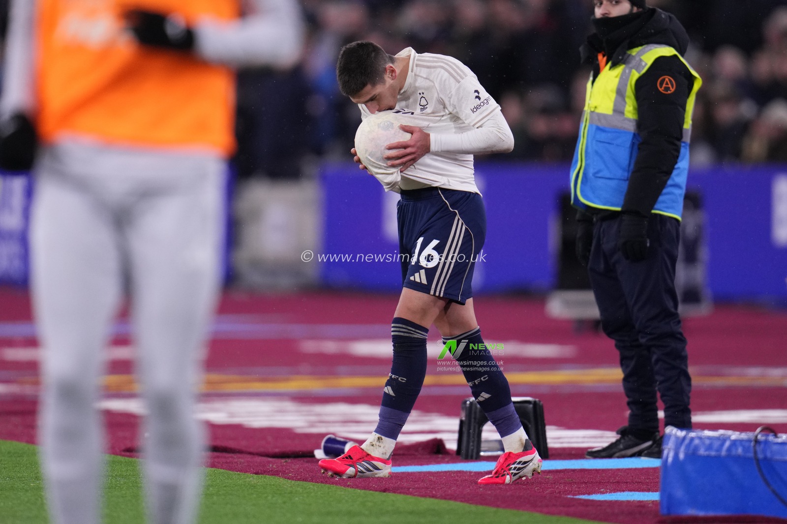Nicolás Domínguez of Nottingham Forest celebrates goal during the Premier League match West Ham United vs Nottingham Forest at London Stadium, London, United Kingdom, 6th January 2026

(Photo by Harvey Murphy/News Images)

*** GER AUT SUI OUT ***