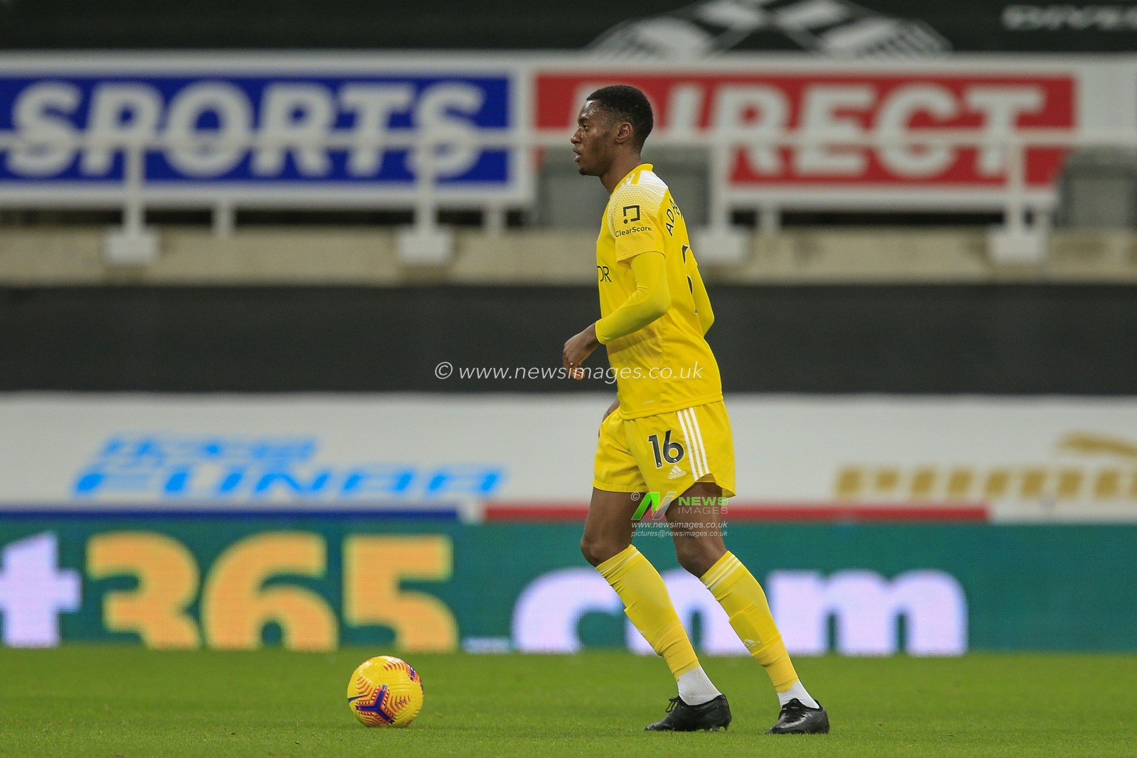 Tosin Adarabioyo #16 of Fulham in possession of the ball