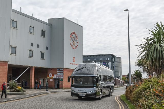 Barnsley team coach arrives during the Sky Bet League 1 match Blackpool vs Barnsley at Bloomfield Road, Blackpool, United Kingdom, 20th April 2024

(Photo by Mark Cosgrove/News Images)