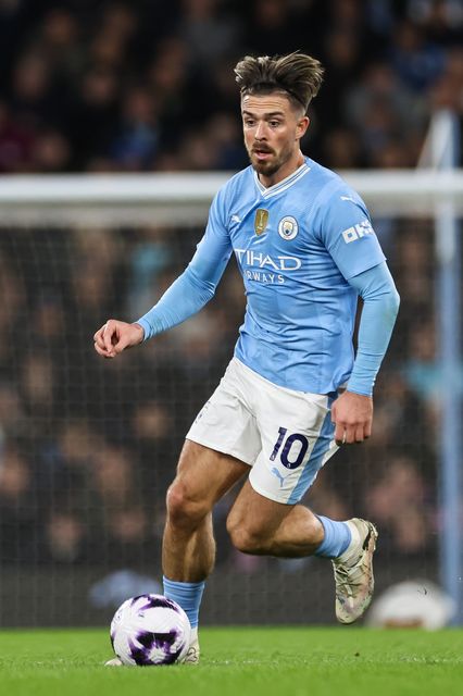 Jack Grealish of Manchester City makes a break with the ball during the Premier League match Manchester City vs Aston Villa at Etihad Stadium, Manchester, United Kingdom, 3rd April 2024

(Photo by Mark Cosgrove/News Images)
