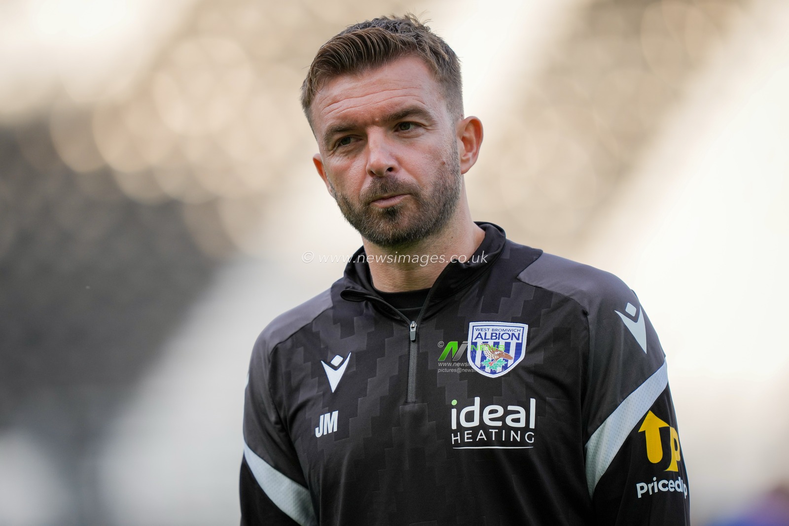 James Morrison manager of West Bromwich Albion inspects the pitch prior to kick off during the Sky Bet Championship match Derby County vs West Bromwich Albion at Pride Park Stadium, Derby, United Kingdom on 09 September 2026

(Photo by Maynard Manyowa/News Images)