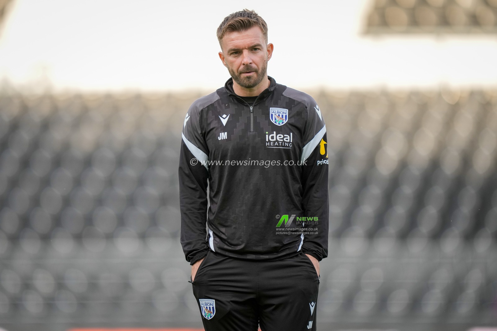 James Morrison manager of West Bromwich Albion inspects the pitch prior to kick off during the Sky Bet Championship match Derby County vs West Bromwich Albion at Pride Park Stadium, Derby, United Kingdom on 09 September 2026

(Photo by Maynard Manyowa/News Images)
