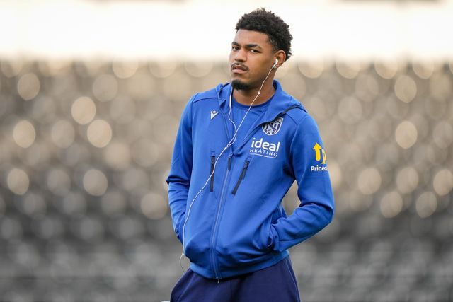 Kareem Tunde of West Bromwich Albion inspects the pitch prior to kick off during the Sky Bet Championship match Derby County vs West Bromwich Albion at Pride Park Stadium, Derby, United Kingdom on 09 September 2026

(Photo by Maynard Manyowa/News Images)
