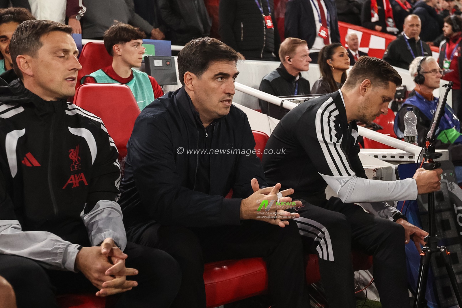 Andoni Iraola manager of Liverpool on the bench during the UEFA Champions League Matchday 1 of 8 match Liverpool vs Atletico Madrid at Anfield, Liverpool, United Kingdom on 09 September 2026

(Photo by Alfie Cosgrove/News Images)