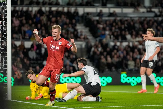Aune Heggebø of West Bromwich Albion celebrates his goal to make it  0-1 during the Sky Bet Championship match Derby County vs West Bromwich Albion at Pride Park Stadium, Derby, United Kingdom on 09 September 2026

(Photo by Maynard Manyowa/News Images)