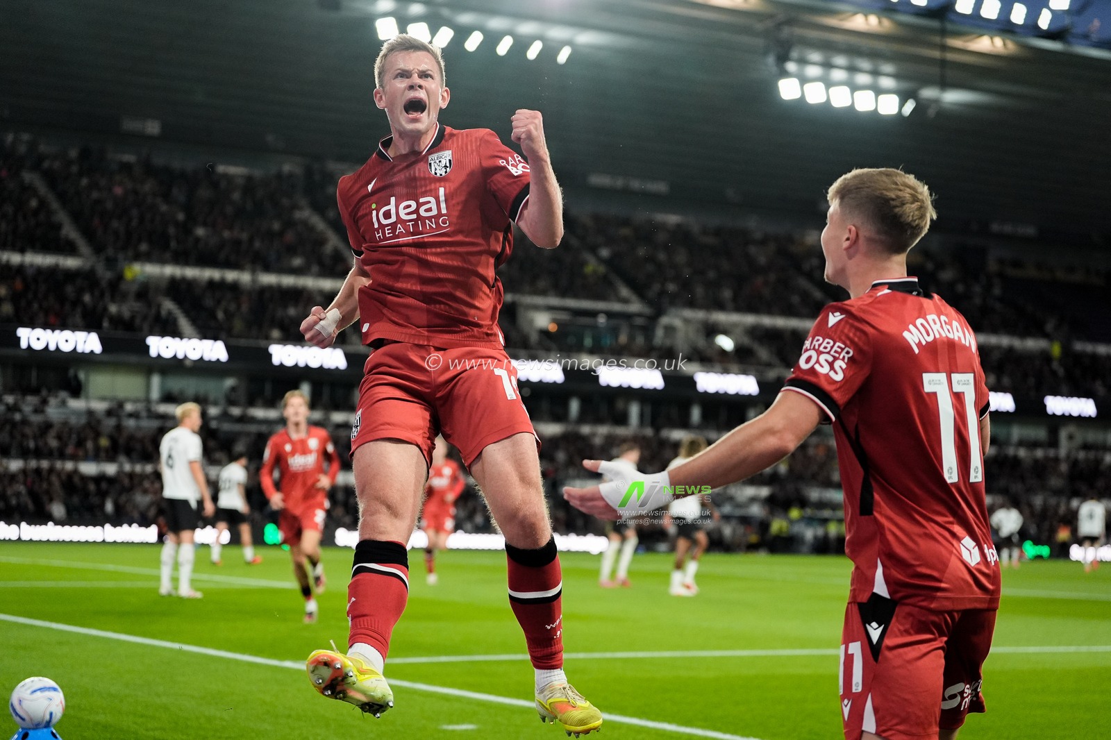 Aune Heggebø of West Bromwich Albion celebrates his goal to make it  0-1 during the Sky Bet Championship match Derby County vs West Bromwich Albion at Pride Park Stadium, Derby, United Kingdom on 09 September 2026

(Photo by Maynard Manyowa/News Images)