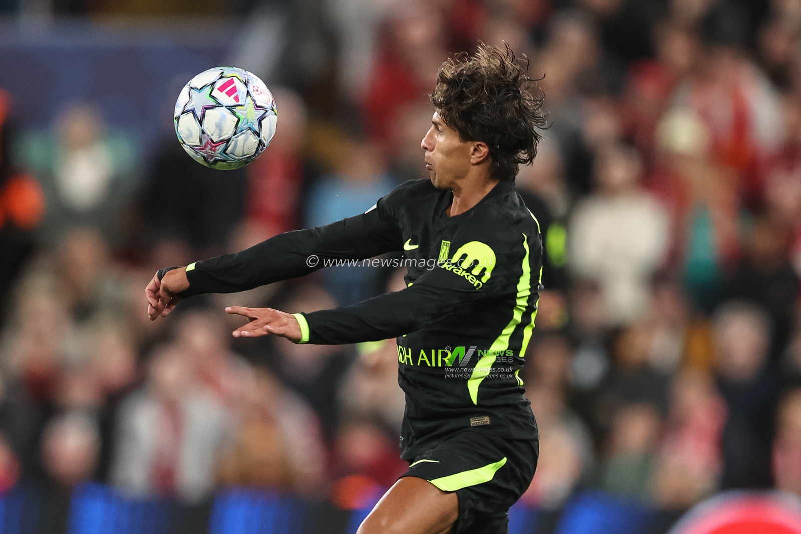 Giuliano Simeone of Atlético Madrid controls the ball during the UEFA Champions League Matchday 1 of 8 match Liverpool vs Atletico Madrid at Anfield, Liverpool, United Kingdom on 09 September 2026

(Photo by Alfie Cosgrove/News Images)