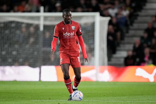 Ousmane Diakite of West Bromwich Albion controls the ball  during the Sky Bet Championship match Derby County vs West Bromwich Albion at Pride Park Stadium, Derby, United Kingdom on 09 September 2026

(Photo by Maynard Manyowa/News Images)