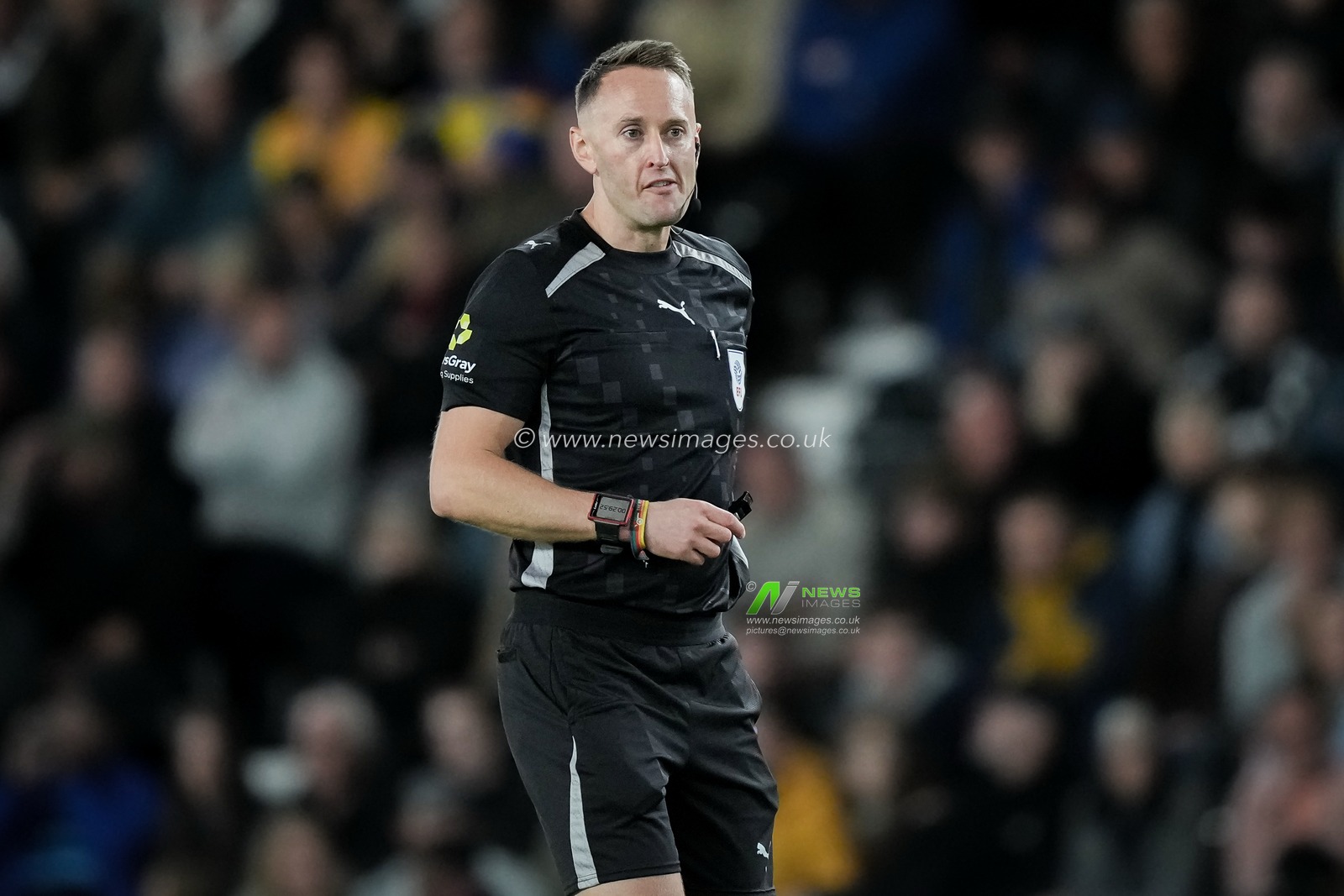 Referee James Bell during the Sky Bet Championship match Derby County vs West Bromwich Albion at Pride Park Stadium, Derby, United Kingdom on 09 September 2026

(Photo by Maynard Manyowa/News Images)