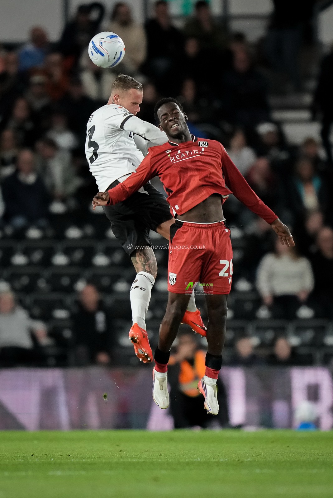 Rabby Nzingoula of West Bromwich Albion battles for the ball  in the air with Joe Ward of Derby County during the Sky Bet Championship match Derby County vs West Bromwich Albion at Pride Park Stadium, Derby, United Kingdom on 09 September 2026

(Photo by Maynard Manyowa/News Images)