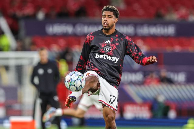 Andrey Santos of Manchester United in the pregame warmup session during the UEFA Champions League Matchday 1 of 8 match Manchester United vs Sabah FK at Old Trafford, Manchester, United Kingdom on 10 September 2026

(Photo by Mark Cosgrove/News Images)