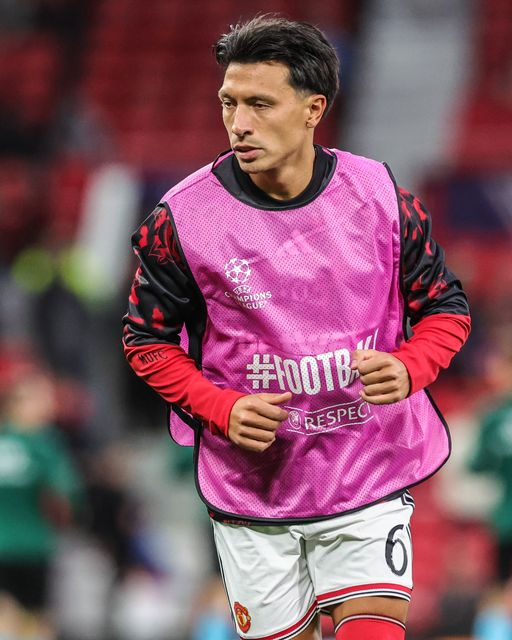 Lisandro Martinez of Manchester United in the pregame warmup session during the UEFA Champions League Matchday 1 of 8 match Manchester United vs Sabah FK at Old Trafford, Manchester, United Kingdom on 10 September 2026

(Photo by Mark Cosgrove/News Images)