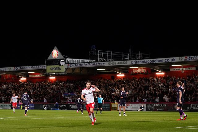 Dan Kemp of Stevenage celebrates goal to make it 1-0 during the Sky Bet League One match Stevenage vs Luton Town at Lamex Stadium, Stevenage, United Kingdom on 10 September 2026

(Photo by Harvey Murphy/News Images)