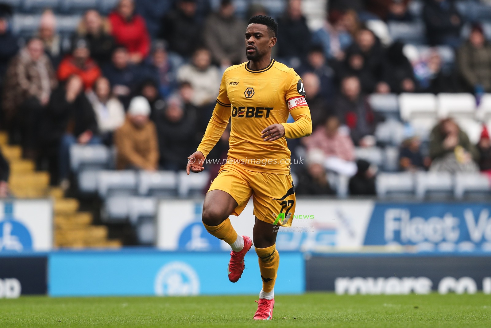 NÃ©lson Semedo of Wolverhampton Wanderers during the Emirates FA Cup Fourth Round Blackburn Rovers vs Wolverhampton Wanderers at Ewood Park, Blackburn, United Kingdom, 9th February 2025

(Photo by Gareth Evans/News Images)