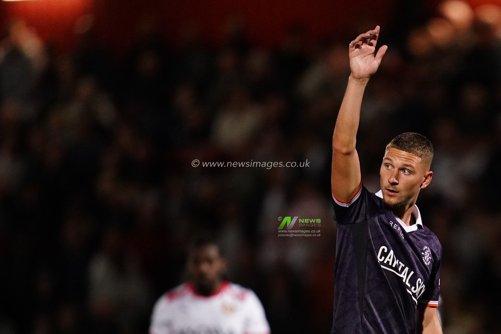 Jamie Donley of Luton Town during the Sky Bet League One match Stevenage vs Luton Town at Lamex Stadium, Stevenage, United Kingdom on 10 September 2026

(Photo by Harvey Murphy/News Images)
