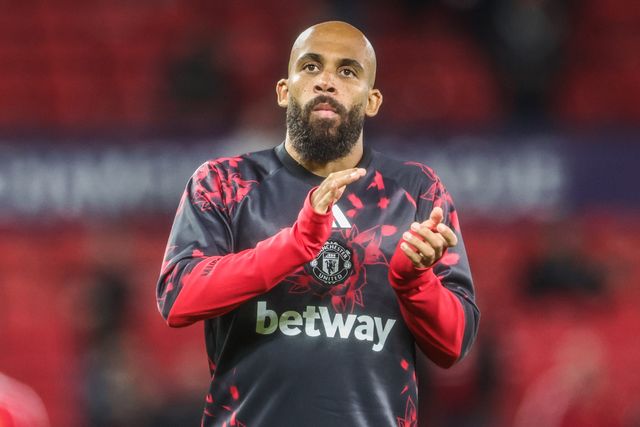 Bryan Mbeumo of Manchester United applauds the fans after the game during the UEFA Champions League Matchday 1 of 8 match Manchester United vs Sabah FK at Old Trafford, Manchester, United Kingdom on 10 September 2026

(Photo by Mark Cosgrove/News Images)