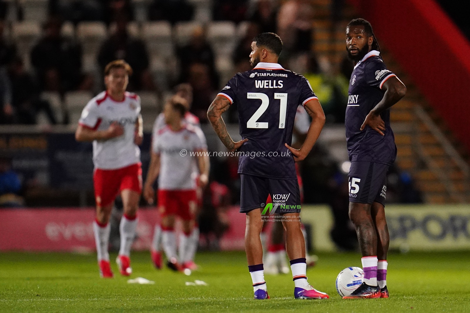 Kasey Palmer of Luton Town looks on as Stevenage score second goal during the Sky Bet League One match Stevenage vs Luton Town at Lamex Stadium, Stevenage, United Kingdom on 10 September 2026

(Photo by Harvey Murphy/News Images)
