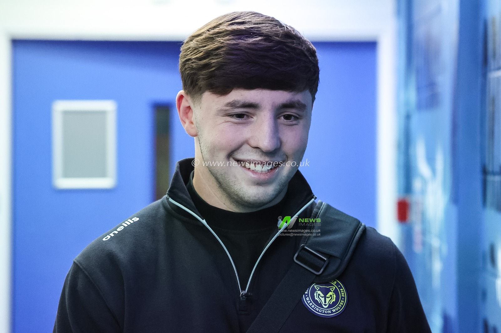 Charlie McKler of Warrington Wolves arrives during the Betfred Super League round 27 match Warrington Wolves vs Toulouse Olympique at The Halliwell Jones Stadium, Warrington, United Kingdom on 11 September 2026

(Photo by Mark Cosgrove/News Images)