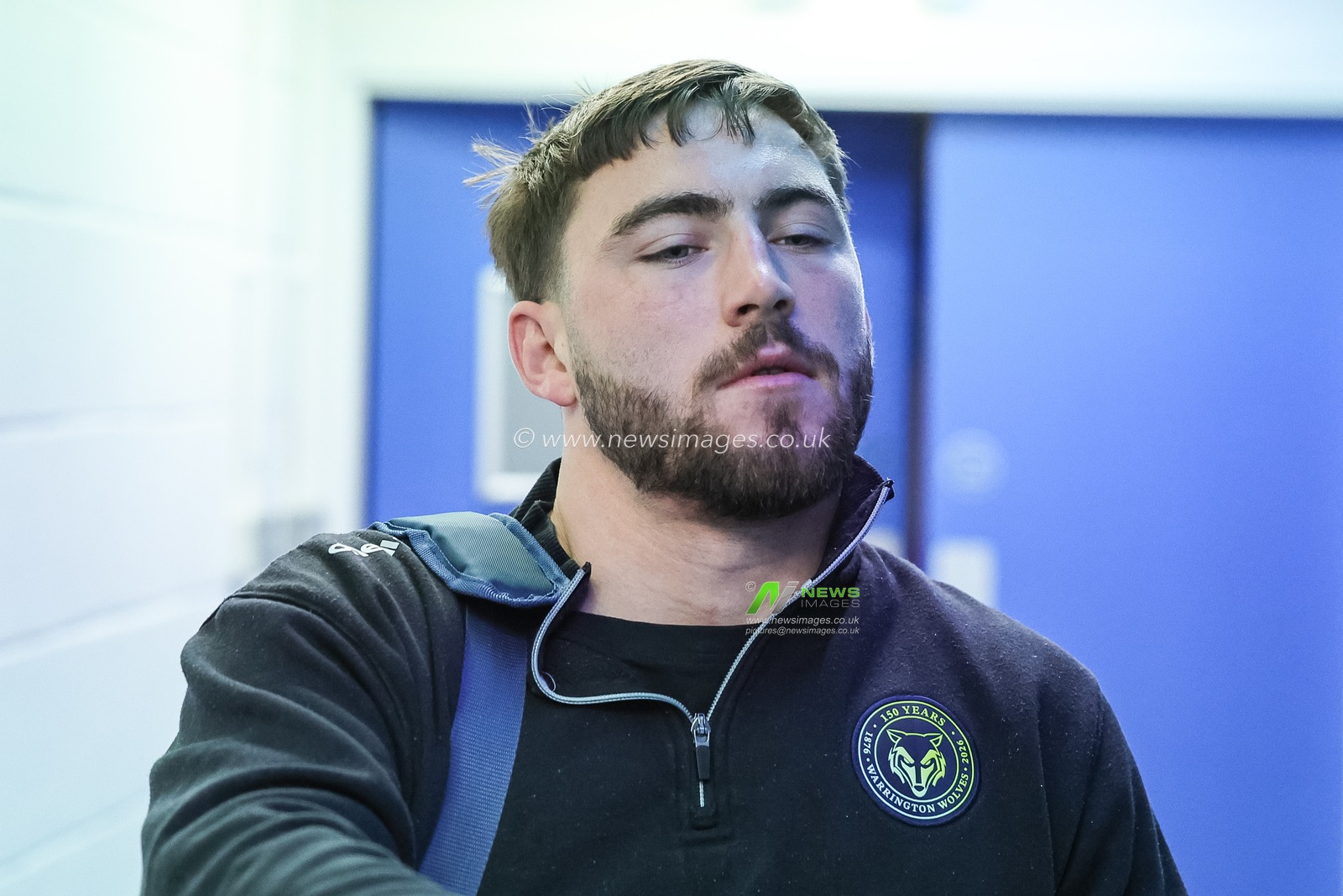Adam Holroyd of Warrington Wolves arrives during the Betfred Super League round 27 match Warrington Wolves vs Toulouse Olympique at The Halliwell Jones Stadium, Warrington, United Kingdom on 11 September 2026

(Photo by Mark Cosgrove/News Images)