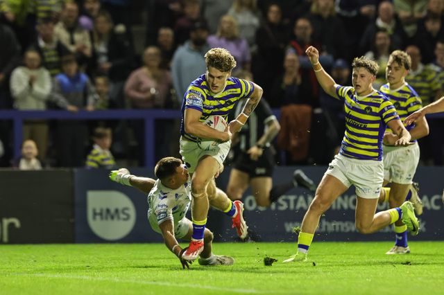Arron Lindop of Warrington Wolves goes over for a try during the Betfred Super League round 27 match Warrington Wolves vs Toulouse Olympique at The Halliwell Jones Stadium, Warrington, United Kingdom on 11 September 2026

(Photo by Mark Cosgrove/News Images)