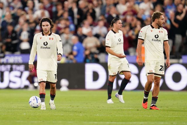 Wrexham players look on as West Ham take 1-0 lead during the Sky Bet Championship match West Ham United vs Wrexham at London Stadium, London, United Kingdom on 11 September 2026

(Photo by Harvey Murphy/News Images)